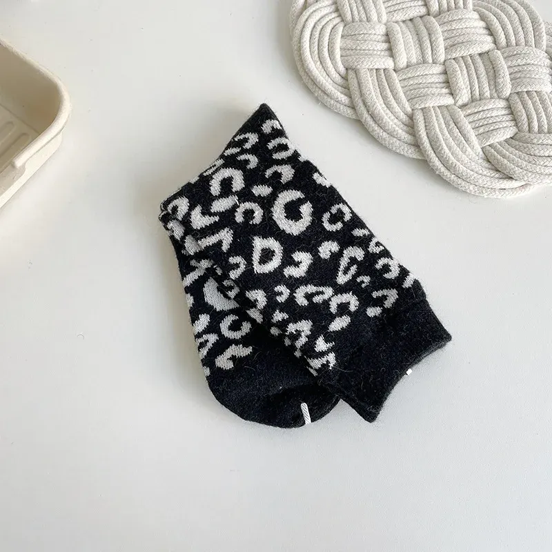 Chaussettes Léopard Femme – Image 9